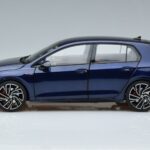 Volkswagen Golf GTI Mk8 Sinine Norev 1:18 188594 Metall - image 4 of 7