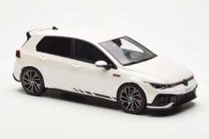 Volkswagen Golf GTI Mk8 Clubsport Valge Otto 1:18 OT986 Vaik - pilt 4/6