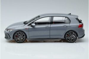Volkswagen Golf GTI Mk8 Norev 1:18 188590 Metall - pilt 4/7