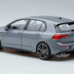 Volkswagen Golf GTI Mk8 Norev 1:18 188590 Metall - image 6 of 7