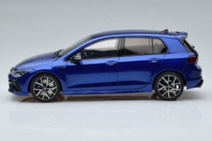Volkswagen Golf Mk8 R Sinine Otto 1:18 OT413 Vaik - pilt 3/6