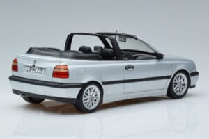 Volkswagen Golf Mk3 Kabriolett Hõbedane Norev 1:18 188468 Metall - pilt 2/6