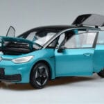 Volkswagen ID.3 Roheline FAW 1:18 ZVN000001GRU Metall - image 2 of 7