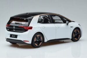 Volkswagen ID.3 Valge FAW 1:18 ZVN000001WEI Metall - pilt 3/7