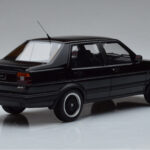 Volkswagen Jetta Mk2 Must Otto 1:18 - image 2 of 6