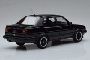 Volkswagen Jetta Mk2 Must Otto 1:18 OT1021 Vaik - pilt 2/6
