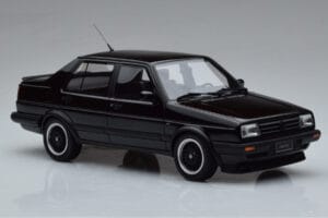 Volkswagen Jetta Mk2 Must Otto 1:18 OT1021 Vaik - pilt 4/6