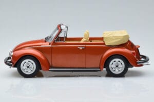 Volkswagen Beetle 1303 Kabriolett Oranž Norev 1:18 188526 Metall - pilt 3/6