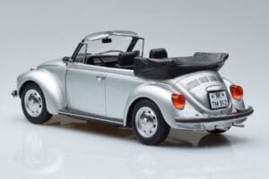 Volkswagen Beetle 1303 Kabriolett Hõbedane Norev 1:18 188530 Metall - pilt 5/6