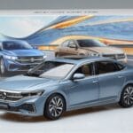 Volkswagen Passat B8 Sinine FAW 1:18 ZVF000003A Metall - image 7 of 7
