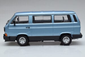 Volkswagen T3 Multivan Sinine Norev 1:18 188544 Metall - pilt 3/6
