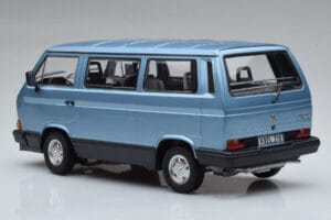 Volkswagen T3 Multivan Sinine Norev 1:18 188544 Metall - pilt 5/6