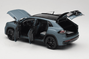 Volkswagen Teramont X Hall FAW 1:18 ZVB000003B Metall - pilt 5/8