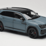 Volkswagen Teramont X Hall FAW 1:18 ZVB000003B Metall - image 6 of 8