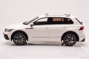 Volkswagen Tiguan R Valge Otto 1:18 OT1001 Vaik - pilt 3/6