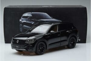 Volkswagen Touareg CR Must FAW 1:18 LTC761021BLA Metall - pilt 7/7