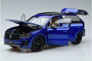 Volkswagen Touareg CR Sinine FAW 1:18 LTC761021BLU Metall - pilt 2/7