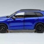 Volkswagen Touareg CR Sinine FAW 1:18 LTC761021BLU Metall - image 4 of 7