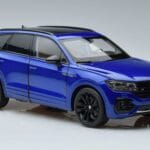 Volkswagen Touareg CR Sinine FAW 1:18 LTC761021BLU Metall - image 5 of 7