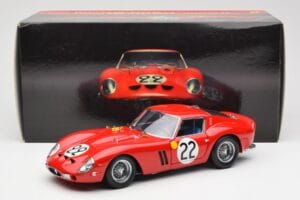 Ferrari 250 GTO #22 24 Hours of Le Mans 1962 Kyosho 1:18 08432B Metall - pilt 8/8