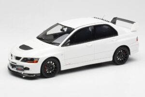 Mitsubishi Lancer Evo VIII MR FQ-400 Valge Otto 1:18