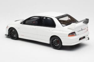 Mitsubishi Lancer Evo VIII MR FQ-400 Valge Otto 1:18 OT777 Vaik - pilt 5/6