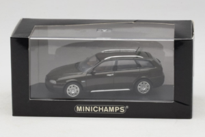 Alfa Romeo 159 Brooklands Green Minichamps 1:43 400120411 Metall - pilt 4/4