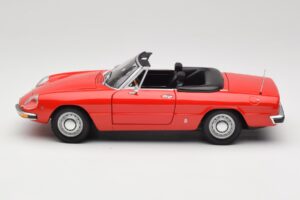 Alfa Romeo 2000 Spider Punane Minichamps 1:18 180120930 Metall - pilt 4/8