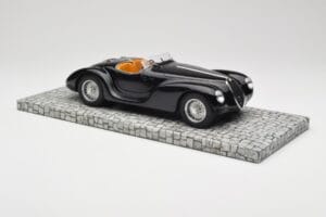 Alfa Romeo 6C 2500 SS Corsa Spider Must Minichamps 1:18 107120231 Metall - pilt 4/6