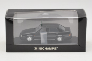 Alfa Romeo 75 3.0 V6 Must Minichamps 1:43 403120463 Metall - pilt 4/4