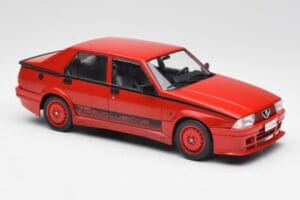 Alfa Romeo 75 Turbo Evoluzione Punane MCG 1:18 MCG18428 Metall - pilt 4/6