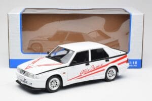 Alfa Romeo 75 Turbo Evoluzione Valge MCG 1:18 MCG18430 Metall - pilt 6/6