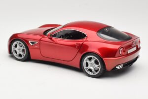Alfa Romeo 8C Competizione Punane Bburago 1:18 18-11021 Metall - pilt 7/8