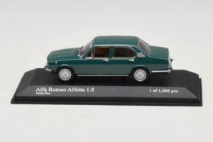 Alfa Romeo Alfetta 1.8 Roheline Minichamps 1:43 400120204 Metall