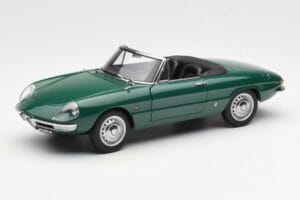 Alfa Romeo Duetto Spider Roheline AUTOart 1:18 70138 Metall