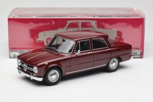 Alfa Romeo Giulia 1300 Tumepunane Minichamps 1:18 180120906 Metall - pilt 8/8