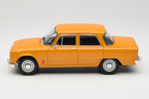 Alfa Romeo Giulia 1300 Super Oranž Minichamps 1:18 180120900 Metall - pilt 4/8