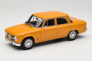 Alfa Romeo Giulia 1300 Super Oranž Minichamps 1:18 180120900 Metall