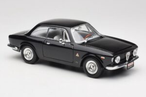 Alfa Romeo Giulia Sprint GTA Must Road Signature 1:18 92348 Metall - pilt 6/8
