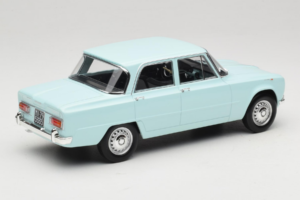 Alfa Romeo Giulia TI 105 Sky Blue Norev 1:18 187974 Metall - pilt 3/7
