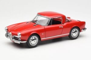 Alfa Romeo Giulietta 1300 Spider Punane AUTOart 1:18 70157 Metall