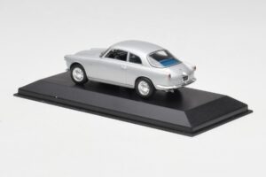 Alfa Romeo Giulietta Sprint Hõbedane Minichamps 1:43 400120400 Metall - pilt 3/4