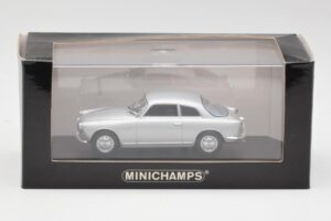 Alfa Romeo Giulietta Sprint Hõbedane Minichamps 1:43 400120400 Metall - pilt 4/4
