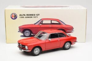 Alfa Romeo GT 1300 Junior LHD Punane AUTOart 1:18 70131 Metall - pilt 8/8