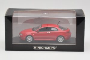 Alfa Romeo GT Alfa Punane Minichamps 1:43 400120321 Metall - pilt 4/4