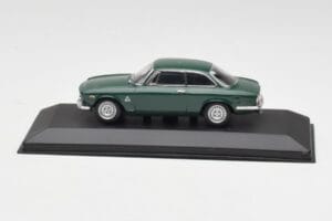 Alfa Romeo Giulia GTA 1300 Junior Roheline Minichamps 1:43 ALFA010 Metall
