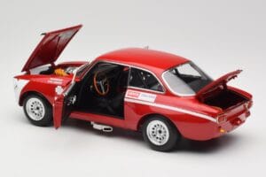 Alfa Romeo GTA 1300 Junior #33 T. Hezemans / G. van Lennep Hezemans Jarama 1972 Minichamps 1:18 100721233 Metall - pilt 5/8