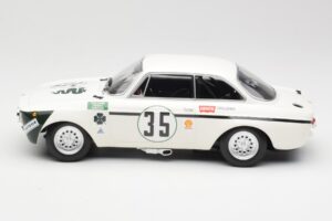 Alfa Romeo GTA 1300 Junior #35 C. Colzani / Pooky / G. Venturi 4 Hours of Jarama 1972 Minichamps 1:18 155721235 Metall - pilt 3/6
