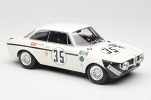 Alfa Romeo GTA 1300 Junior #35 C. Colzani / Pooky / G. Venturi 4 Hours of Jarama 1972 Minichamps 1:18 155721235 Metall - pilt 4/6
