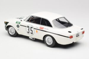Alfa Romeo GTA 1300 Junior #35 C. Colzani / Pooky / G. Venturi 4 Hours of Jarama 1972 Minichamps 1:18 155721235 Metall - pilt 5/6